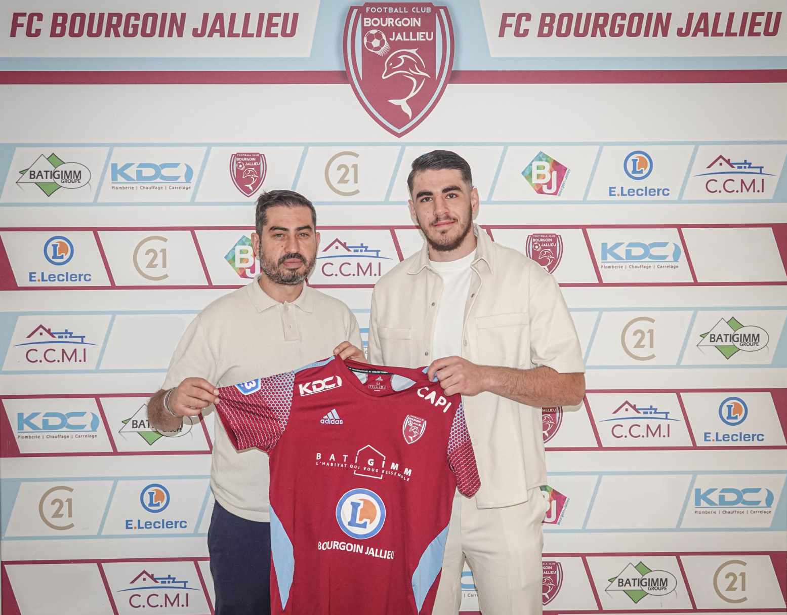 Mustafa ADIGÜZEL Rejoint Le FCBJ ! - Fcbourgoinjallieu